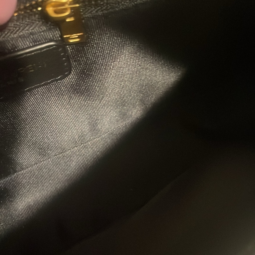 YSL - Picture 8 of 15